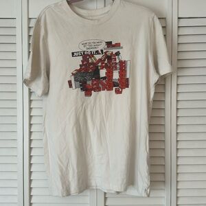 Nike tshirt